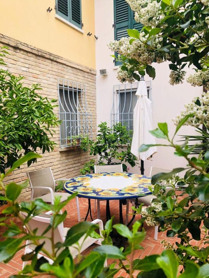 ראבנה B&B La Chicca מראה חיצוני תמונה